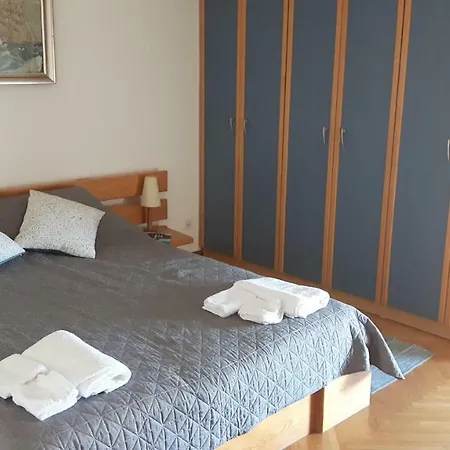 Apartment Karina *