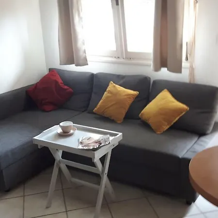 Karina Apartment Split